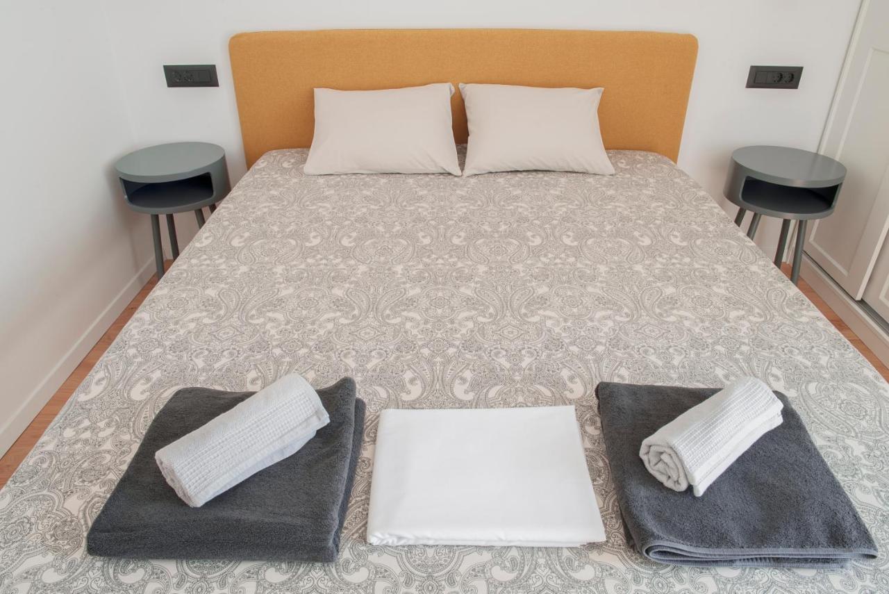 Apartment Vito Omis Bagian luar foto
